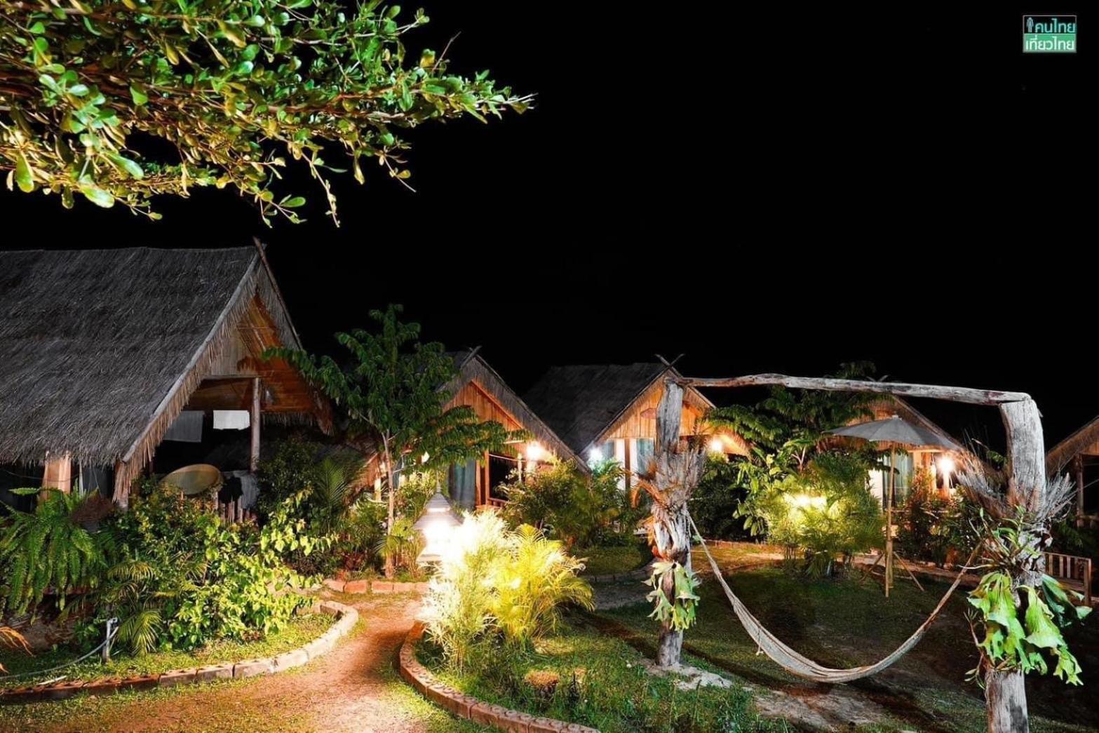 3 Pok Maewang Jinxiang Gold Elephant Park Mae Wang Ngoại thất bức ảnh
